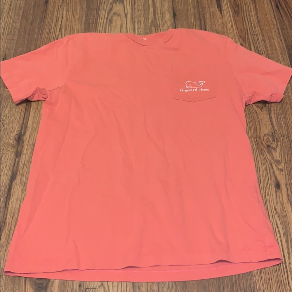 Vineyard vines T-shirt